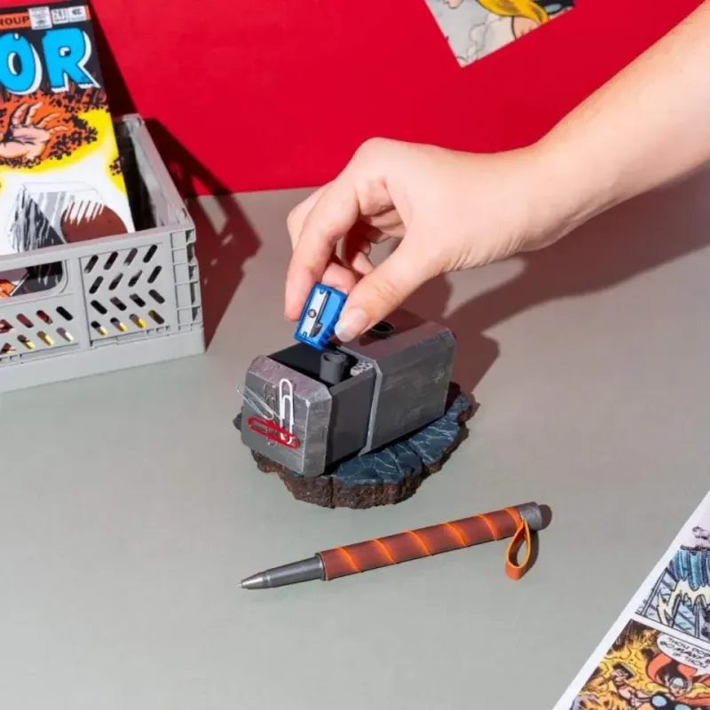 Bolígrafo Martillo Thor Marvel con Soporte